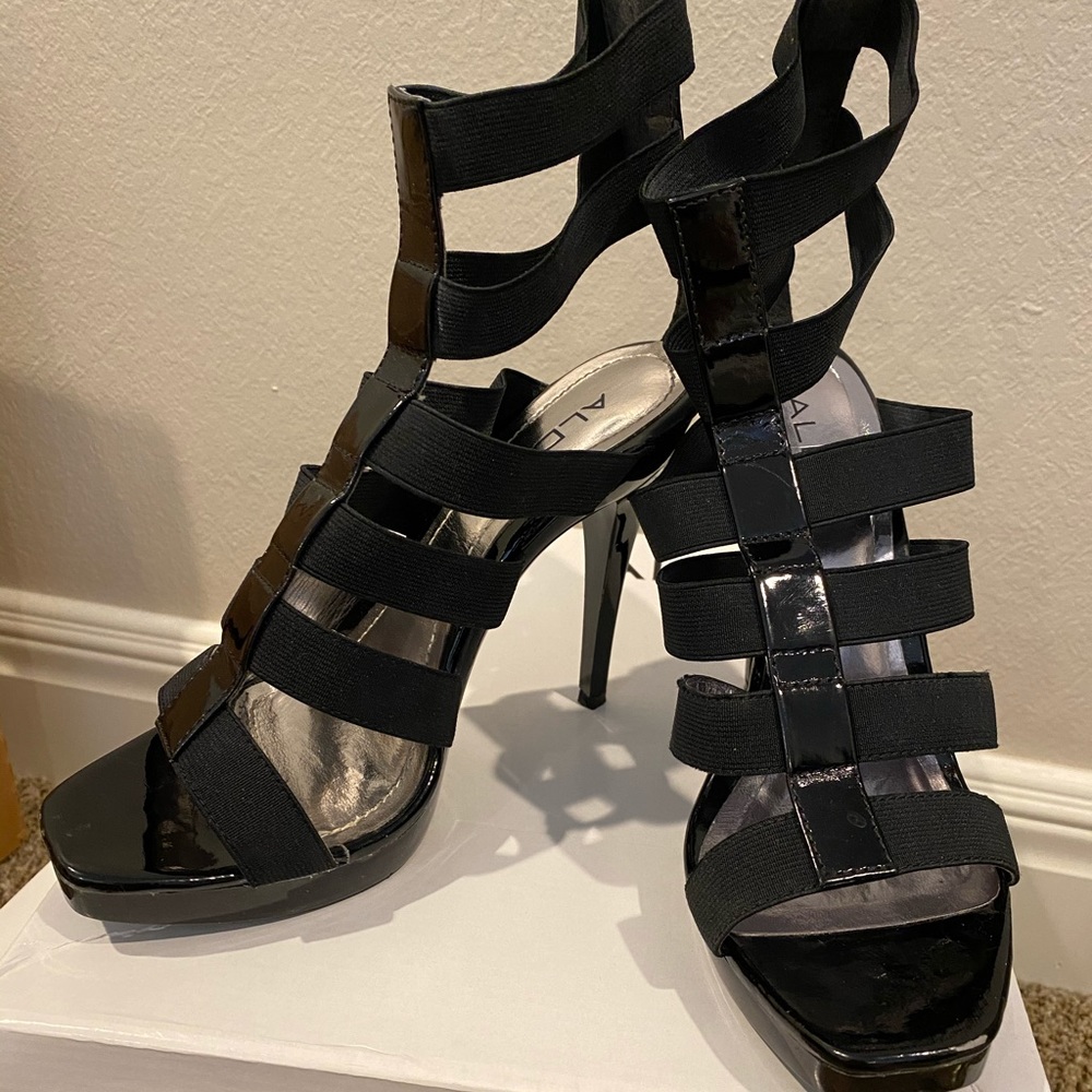 ALDO black 4.5” heels